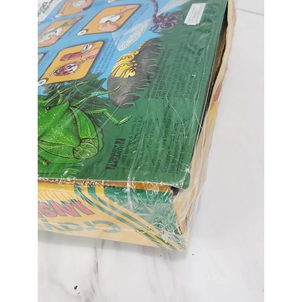 Crayola Insect Madness 1993 Bug‎ Magnet Kit featuring Model Magic Molding